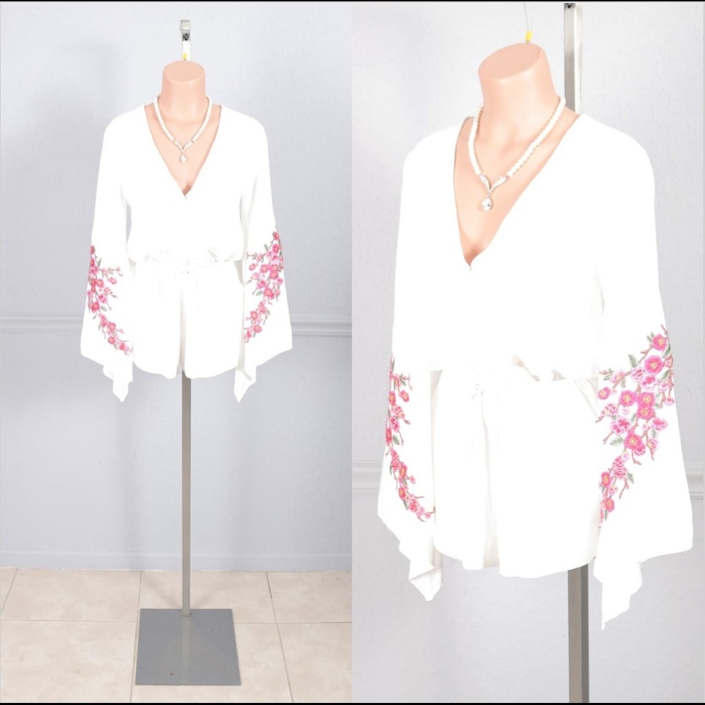 Beautiful Rose Appliqué Shorts Romper Jumpsuit S